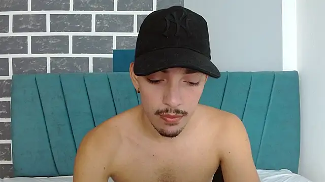 Snapshot of Jake_laraxxx chatting on 12, 9, 2025 Jake laraxxx online show from 12, 9, 2025