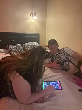 Snapshot of lesptilou chatting on 19, 2, 2026 lesptilou online show from 19, 2, 2026