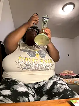 Snapshot of bunbun420247 chatting on 17, 11, 2025 bunbun420247 online show from 17, 11, 2025