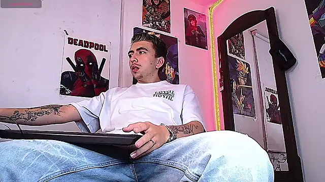 Snapshot of liamty_luxor chatting on 7, 10, 2025 liamty luxor online show from 7, 10, 2025