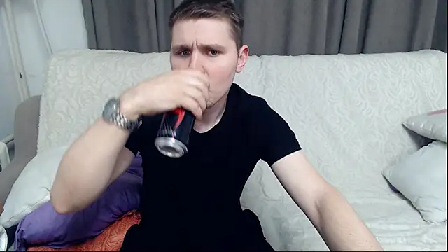 Snapshot of wizard_69 chatting on 12, 9, 2025 wizard 69 online show from 12, 9, 2025