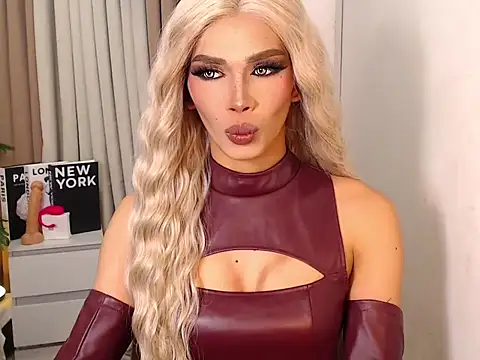 Snapshot of Miss_Cataluna69 chatting on 19, 11, 2025 Miss Cataluna69 online show from 19, 11, 2025