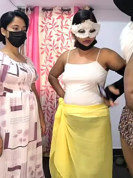 Family02 online show from 19, 2, 2026