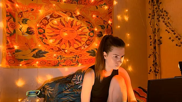 AliceCUNTach online show from 1, 2, 2026