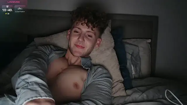 DominantAlex18 online show from 15, 4, 2026