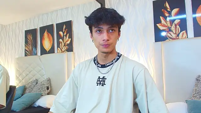 Snapshot of Lean_Portman chatting on 10, 11, 2025 Lean Portman online show from 10, 11, 2025