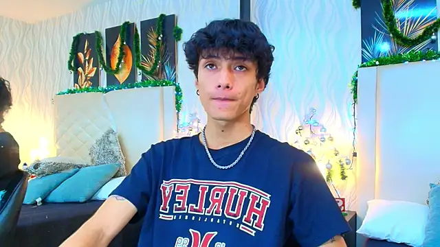 Snapshot of Lean_Portman chatting on 15, 12, 2025 Lean Portman online show from 15, 12, 2025