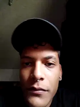 Snapshot of Ale_lux28 chatting on 14, 2, 2026 Ale lux28 online show from 14, 2, 2026