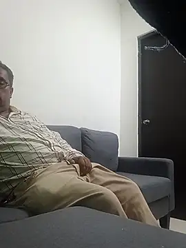 Snapshot of HomHot47 chatting on 14, 10, 2025 HomHot47 online show from 14, 10, 2025