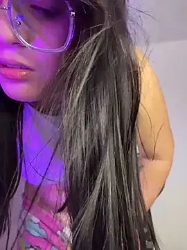 Angeldusttt online show from 6, 10, 2025