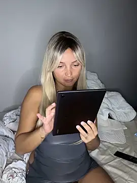 Snapshot of madiiy chatting on 26, 9, 2025 madiiy online show from 26, 9, 2025