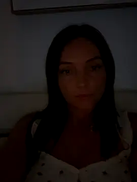 Snapshot of madiiy chatting on 1, 10, 2025 madiiy online show from 1, 10, 2025