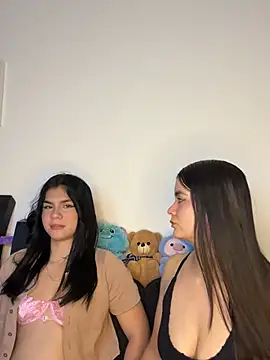 Ashley and Zoe online show from 28, 5, 2026