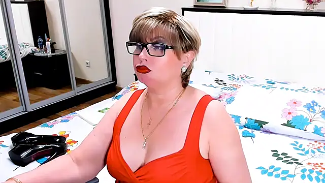 Snapshot of HappyWoman chatting on 25, 10, 2025 HappyWoman online show from 25, 10, 2025