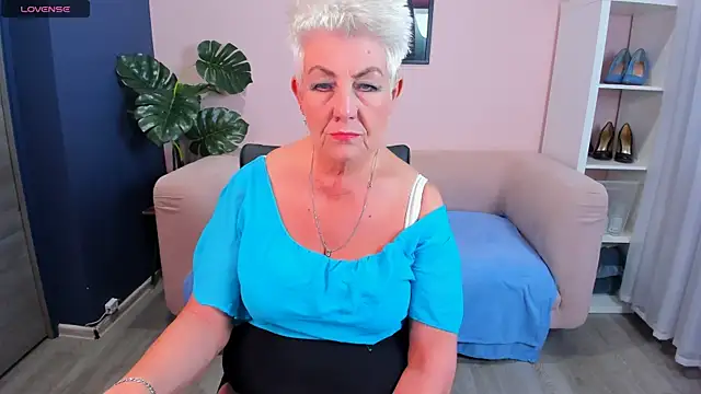 Snapshot of HotandMature chatting on 20, 1, 2025 HotandMature online show from 20, 1, 2025