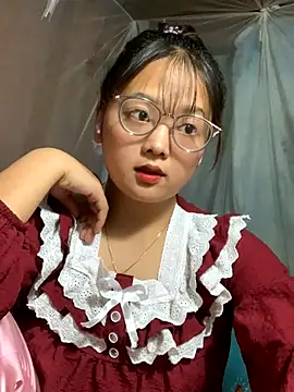 July-y online show from 14, 9, 2025