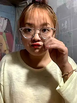 July-y online show from 24, 10, 2025