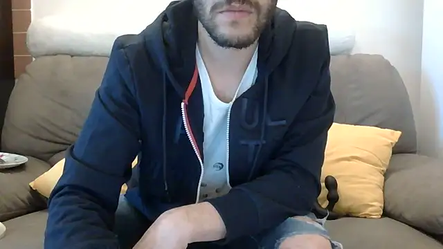 Amicisegreti online show from 1, 4, 2026