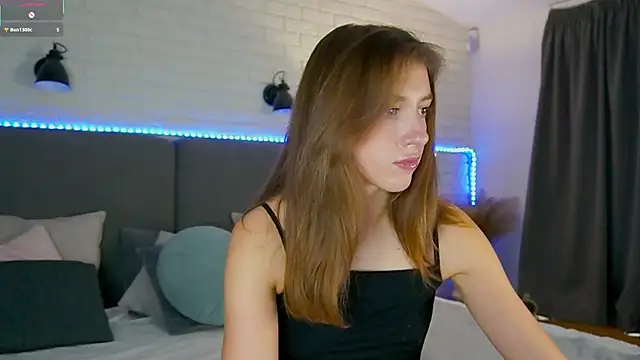 SweetVikki online show from 20, 10, 2025