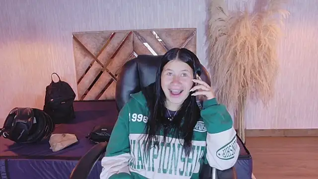 Olivia11  online show from 23, 3, 2026