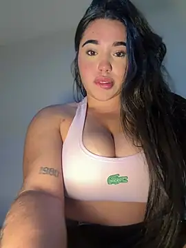 SofiaWildee online show from 16, 2, 2026