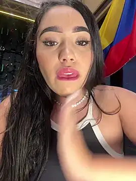 Snapshot of SofiaWildee chatting on 3, 7, 2026 SofiaWildee online show from 3, 7, 2026