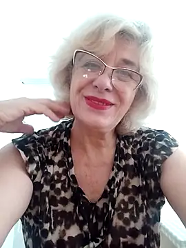 Snapshot of 52MiaLove02 chatting on 15, 9, 2025 52MiaLove02 online show from 15, 9, 2025