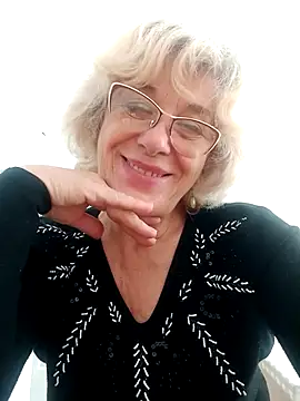 Snapshot of 52MiaLove02 chatting on 19, 9, 2025 52MiaLove02 online show from 19, 9, 2025