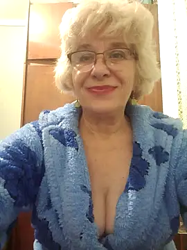 Snapshot of 52MiaLove02 chatting on 24, 10, 2025 52MiaLove02 online show from 24, 10, 2025