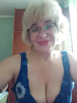 Snapshot of 52MiaLove02 chatting on 9, 11, 2025 52MiaLove02 online show from 9, 11, 2025