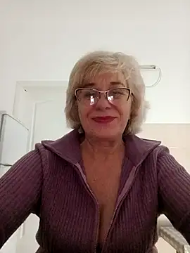 Snapshot of 52MiaLove02 chatting on 1, 12, 2025 52MiaLove02 online show from 1, 12, 2025