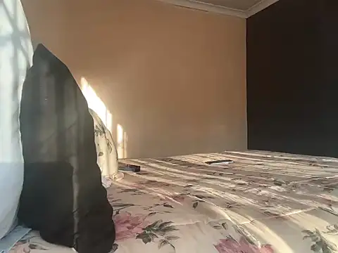 Snapshot of Cianda24 chatting on 21, 10, 2025 Cianda24 online show from 21, 10, 2025