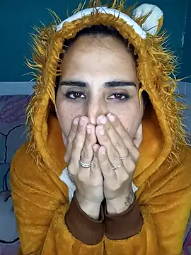 Snapshot of kariciasecreta chatting on 16, 9, 2025 kariciasecreta online show from 16, 9, 2025