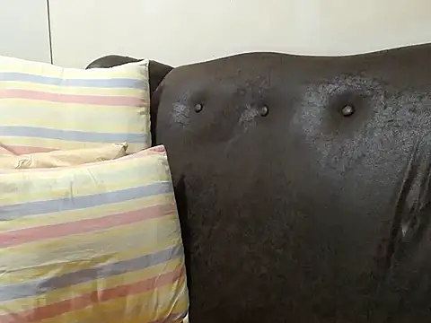 bustylaura4u online show from 21, 10, 2025