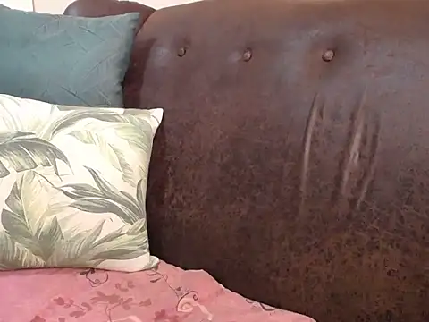 bustylaura4u online show from 29, 11, 2025