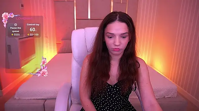 Snapshot of MirielleNymph chatting on 2, 11, 2025 MirielleNymph online show from 2, 11, 2025