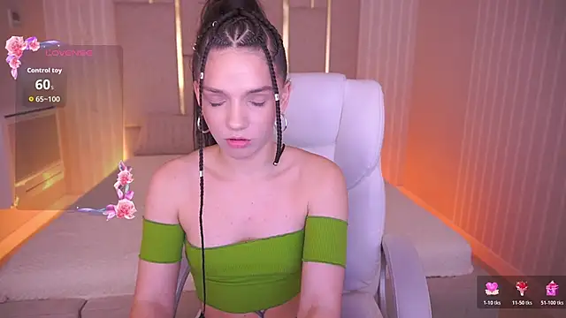 Snapshot of MirielleNymph chatting on 3, 12, 2025 MirielleNymph online show from 3, 12, 2025