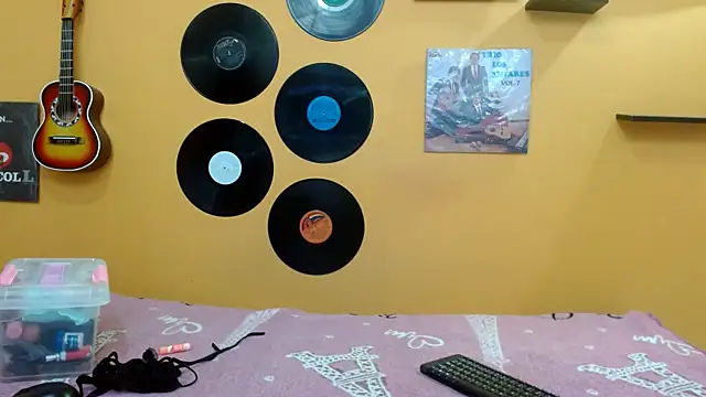 Snapshot of valeria18sexy chatting on 22, 10, 2025 valeria18sexy online show from 22, 10, 2025