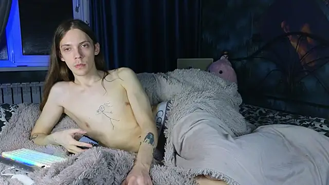 Snapshot of artass2 chatting on 3, 12, 2025 artass2 online show from 3, 12, 2025