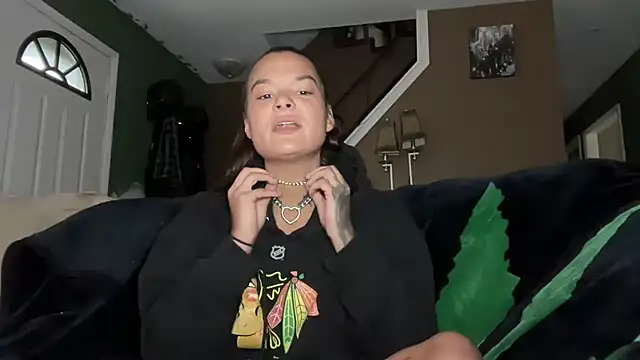 Trippie hippies1313 online show from 8, 10, 2025