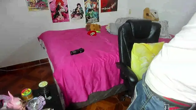 Snapshot of LovexJuxn_ chatting on 24, 11, 2025 LovexJuxn online show from 24, 11, 2025