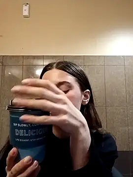 freakylittlebitch69 online show from 18, 9, 2025