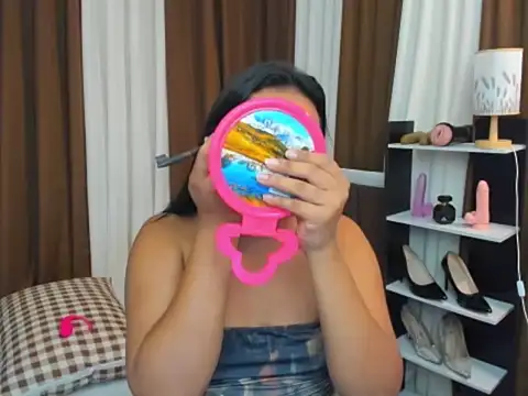 TsUncutKaren online show from 2, 10, 2025