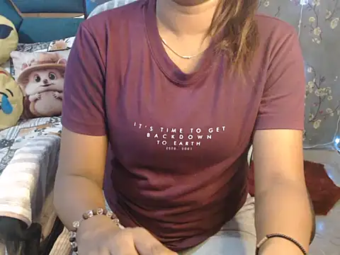 Snapshot of hot_riaa25 chatting on 30, 10, 2025 hot riaa25 online show from 30, 10, 2025