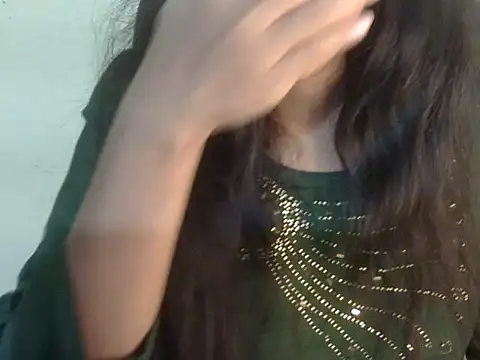 Neha Sharma1 online show from 4, 12, 2025