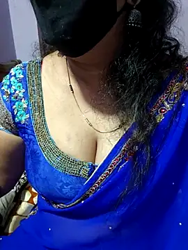 luci-queen online show from 12, 11, 2025