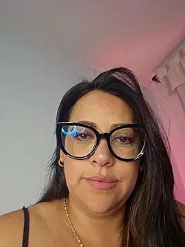 Snapshot of Nicoleefaith_ chatting on 25, 4, 2026 Nicoleefaith online show from 25, 4, 2026