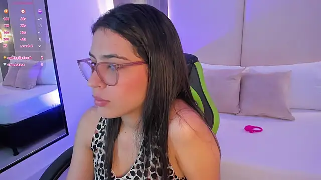 Snapshot of desireee_ chatting on 10, 2, 2026 desireee online show from 10, 2, 2026