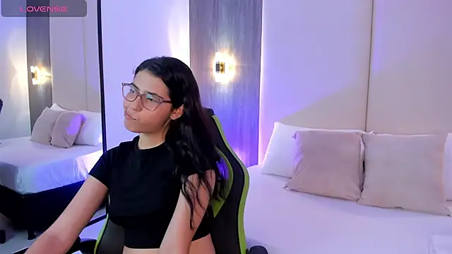 Snapshot of desireee_ chatting on 28, 2, 2026 desireee online show from 28, 2, 2026