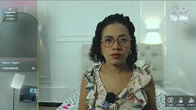 Snapshot of charlotte_dante212 chatting on 23, 10, 2025 charlotte dante212 online show from 23, 10, 2025